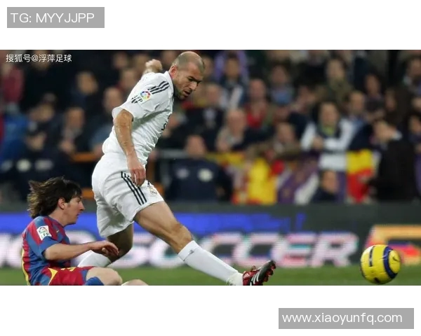 足球明星精彩瞬间集锦高清回顾让你领略球场上的绝技与魅力